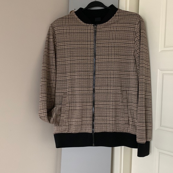 H&M Plaid Soft Jacket . - Picture 1 of 4